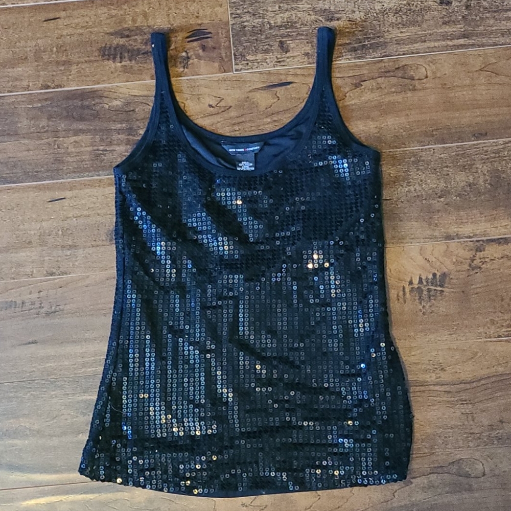 New York & Company sequin tank, XS m